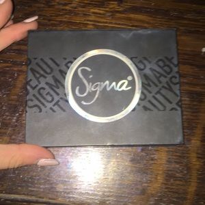 sigma eyeshadow palette